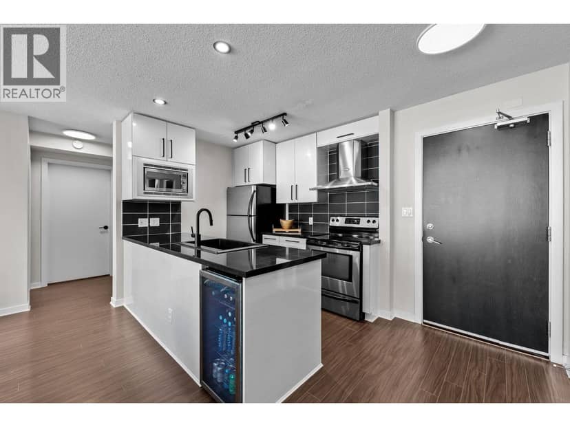 306 633 ABBOTT STREET, Vancouver