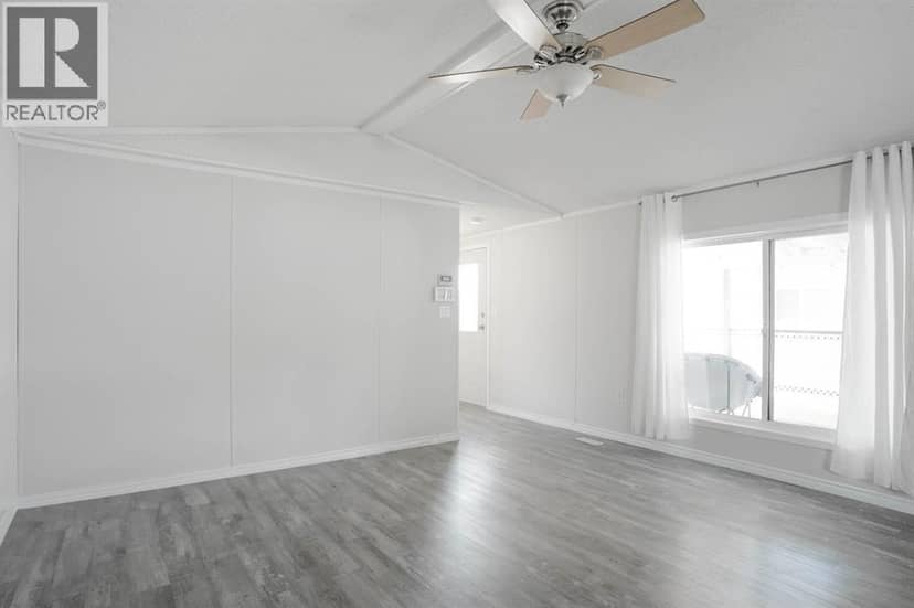 212 Greenwich Lane, Fort McMurray, photo 7