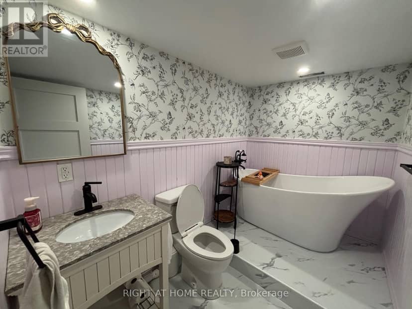 594 Miller Street — photo 10 of 16