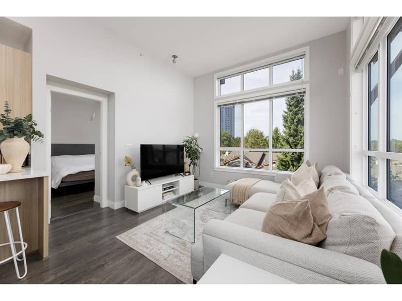 407 10477 154 STREET, Surrey, photo 2