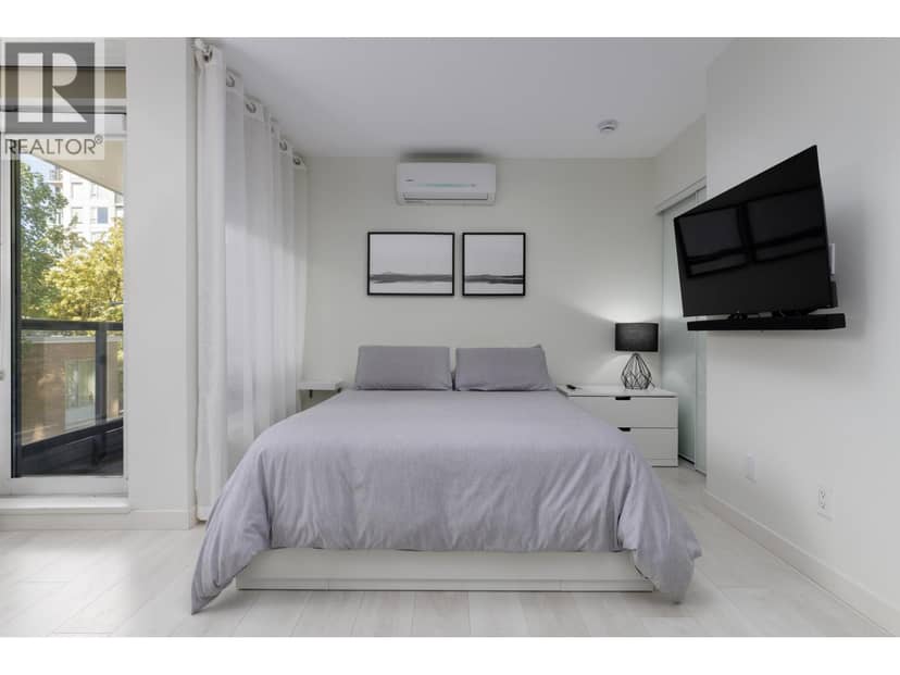 301 928 BEATTY STREET, Vancouver, photo 4