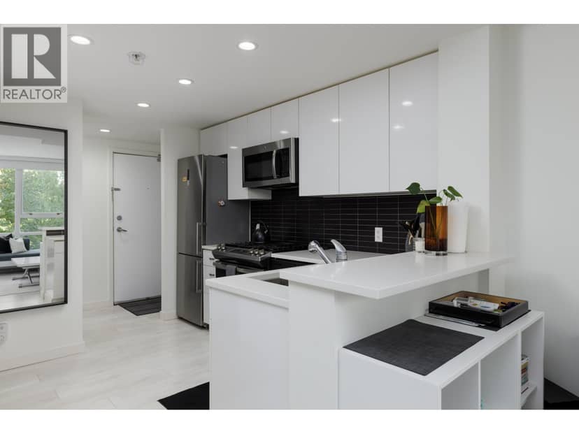 301 928 BEATTY STREET, Vancouver, photo 8