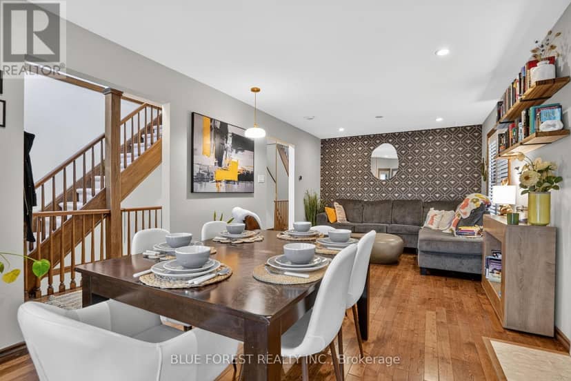 11-152 Albert Street — photo 26 of 40