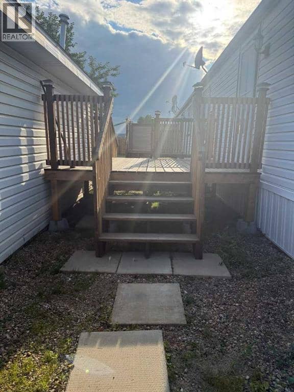 9904 107 Street — photo 14 of 15
