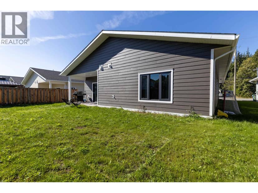 4020 THOMAS STREET, Terrace, photo 5
