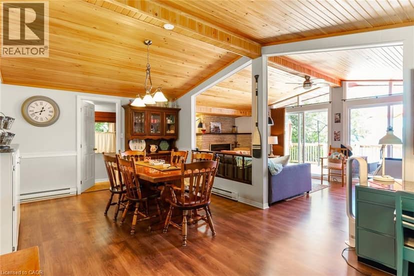 376 MALLORY BEACH Road — photo 11 of 28