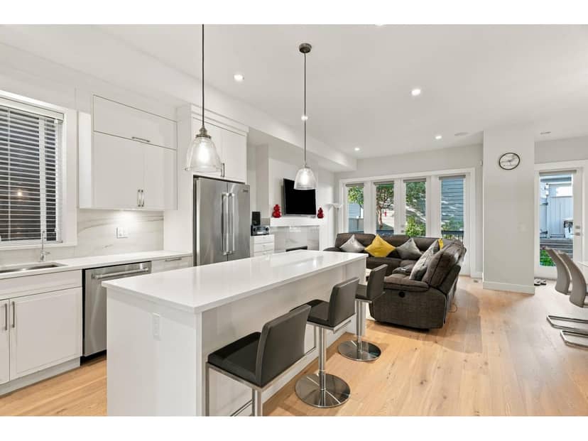 16475 21A AVENUE, Surrey, photo 4
