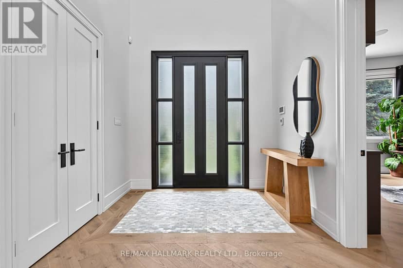 31 Bradgate Road — photo 3 of 40