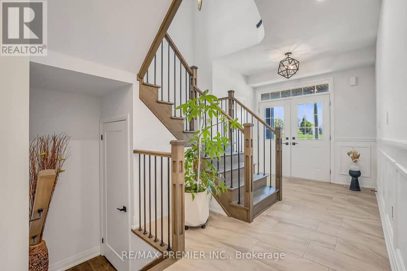 25 Low Boulevard — photo 9 of 40