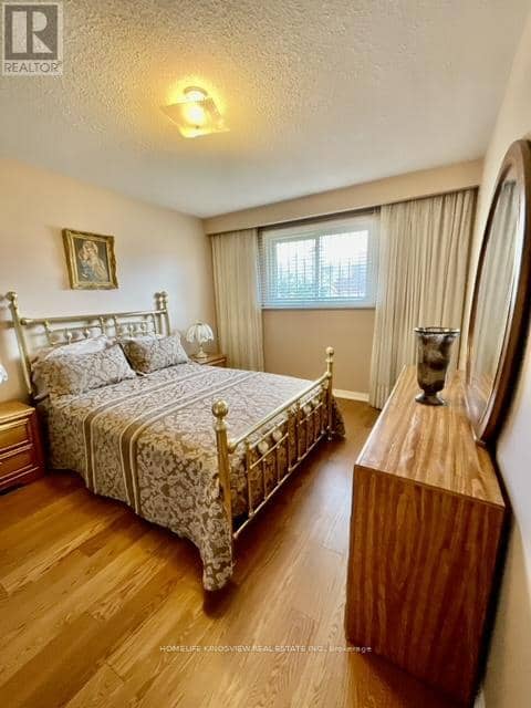 51 Seacliffe Boulevard — photo 15 of 22