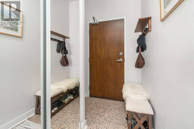 907 - 88 Palace Pier Court — photo 6 of 28