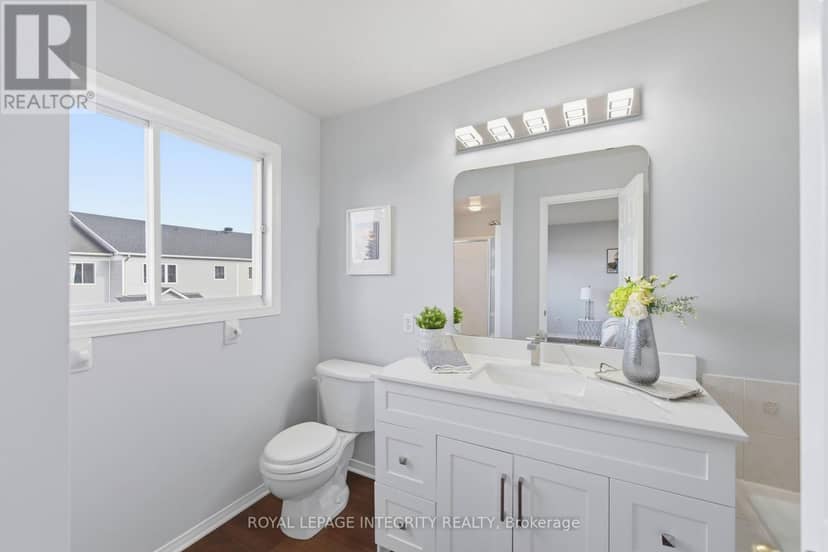 2254 Silverado Crescent — photo 22 of 36