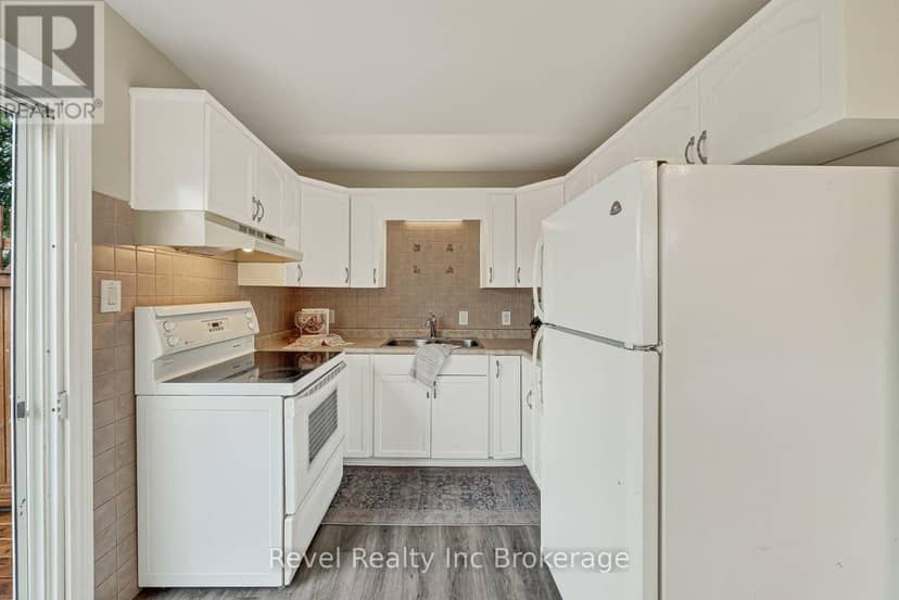 995 Cree Avenue — photo 22 of 40