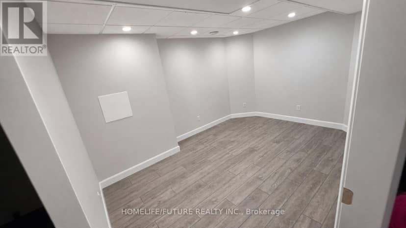 98 Guildwood Drive — photo 16 of 22