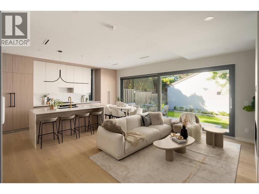2 2941 W 29TH AVENUE, Vancouver