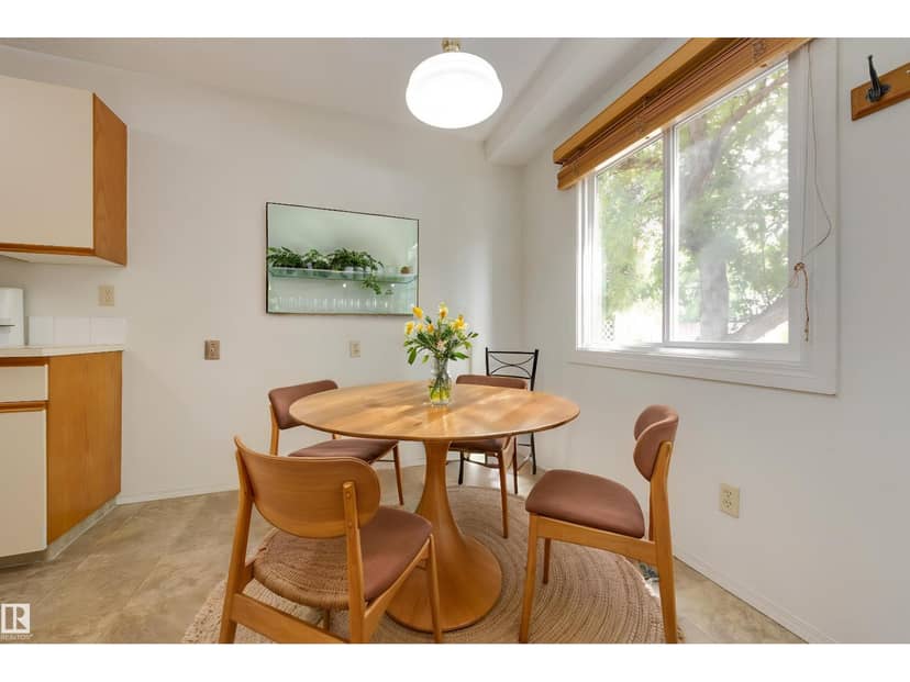 5441 Hill View Cr NW — photo 15 of 40