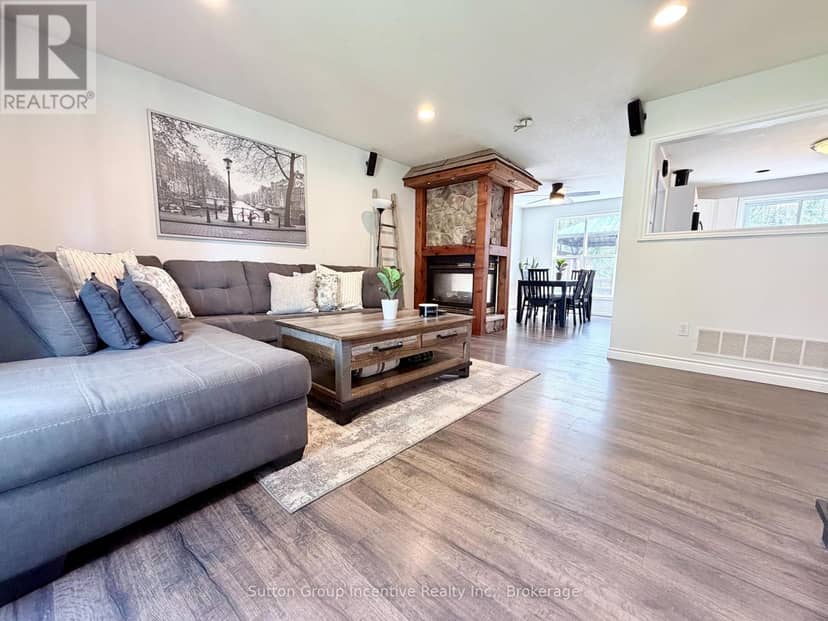 9 George Street — photo 15 of 32