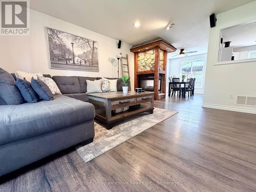 9 George Street — photo 18 of 32