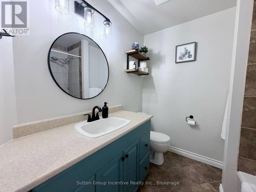 9 George Street — photo 21 of 32