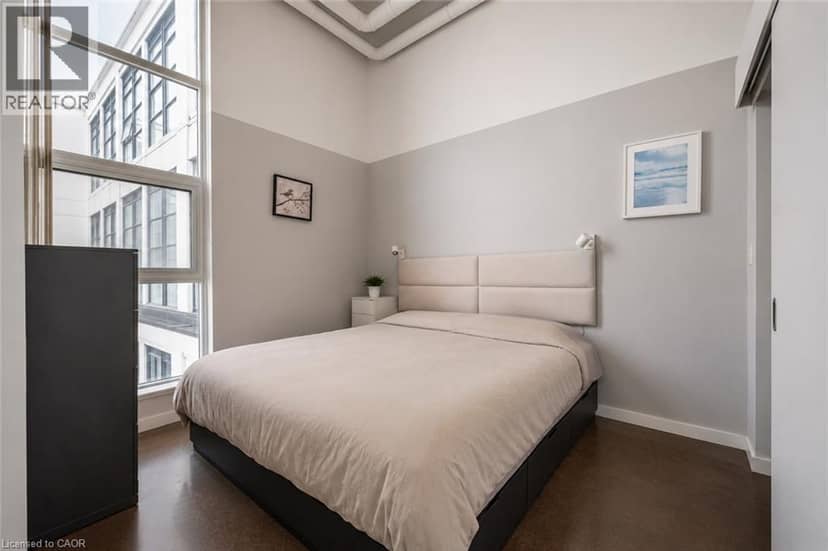 404 KING Street W Unit# 509 — photo 7 of 10