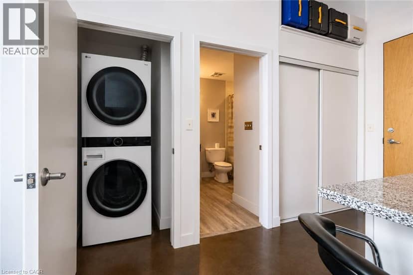 404 KING Street W Unit# 509 — photo 8 of 10