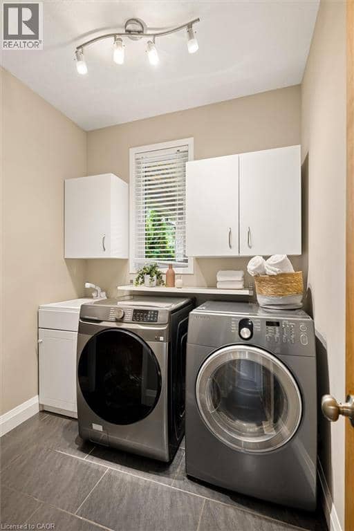 195 TOWNSEND Drive — photo 25 of 40