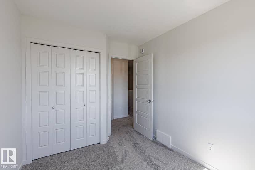 3611 Triomphe Bv — photo 21 of 32
