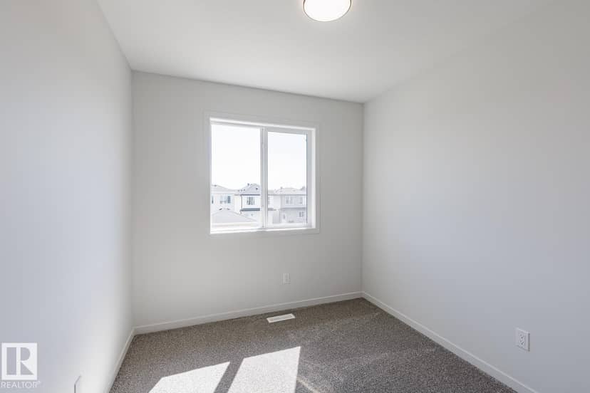 3611 Triomphe Bv — photo 20 of 32