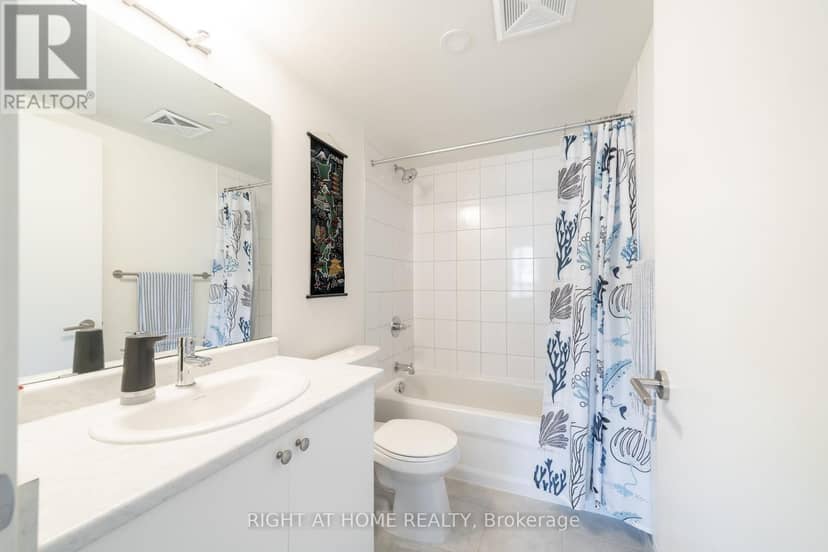 807 - 10 Wilby Crescent — photo 18 of 40