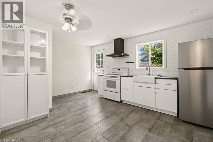 146 BARNESDALE Avenue N — photo 12 of 35
