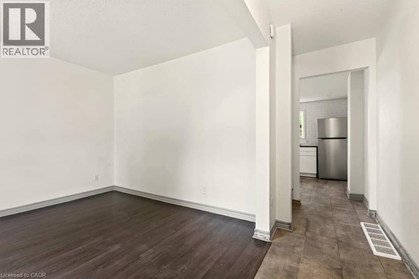 146 BARNESDALE Avenue N — photo 9 of 35
