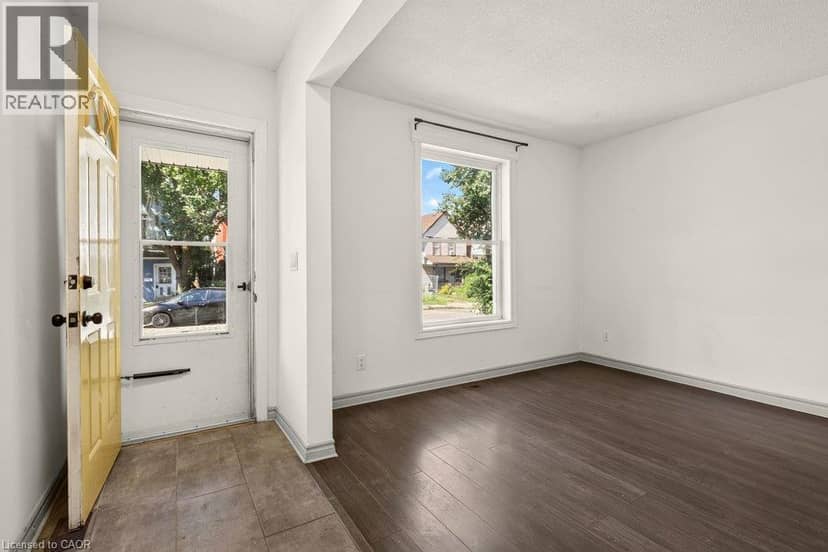146 BARNESDALE Avenue N, Hamilton, photo 4