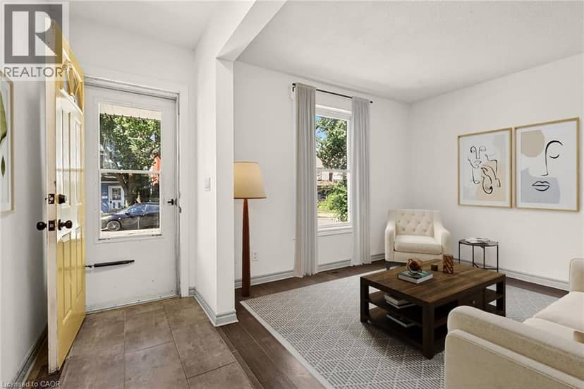 146 BARNESDALE Avenue N, Hamilton, photo 3