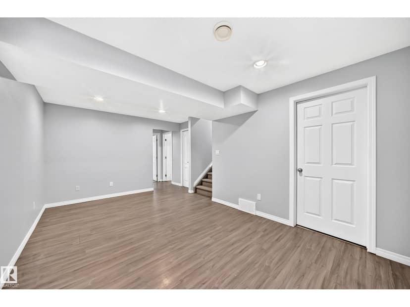 9333 103a AV NW — photo 37 of 40