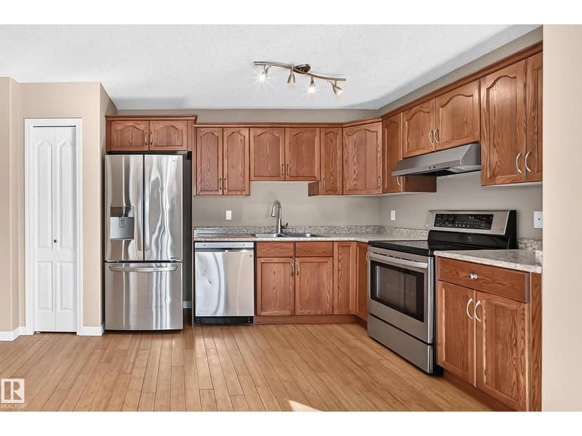 9333 103a AV NW, Edmonton, photo 7
