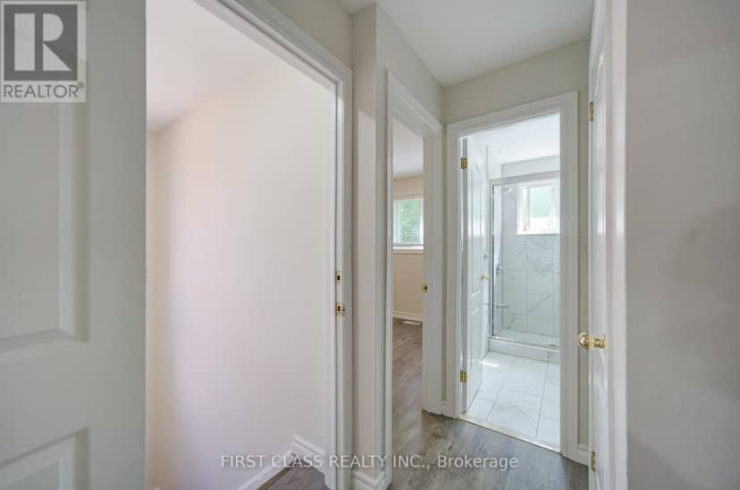 427 Leslie Street — photo 17 of 40