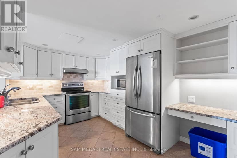 807 - 4 Willow Street — photo 6 of 27