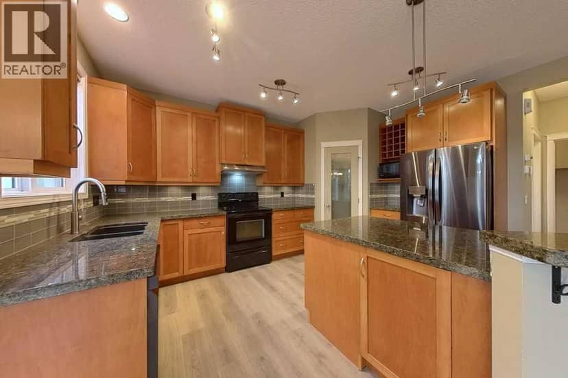 149 Rockborough Green NW — photo 20 of 40