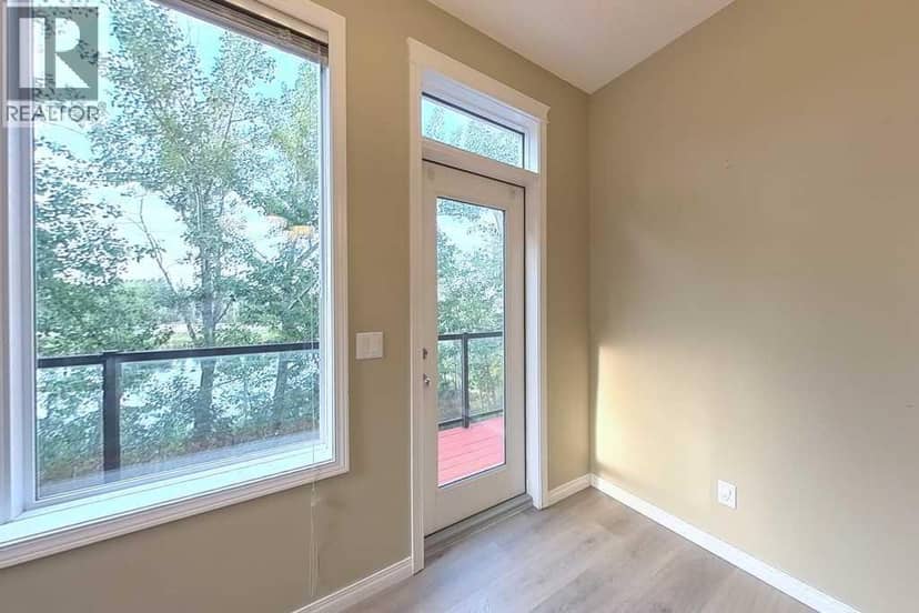 149 Rockborough Green NW — photo 14 of 40