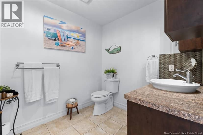 8 Ocean Breeze Drive — photo 34 of 40