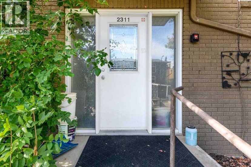 1, 2311 17A Street SW, Calgary, photo 3