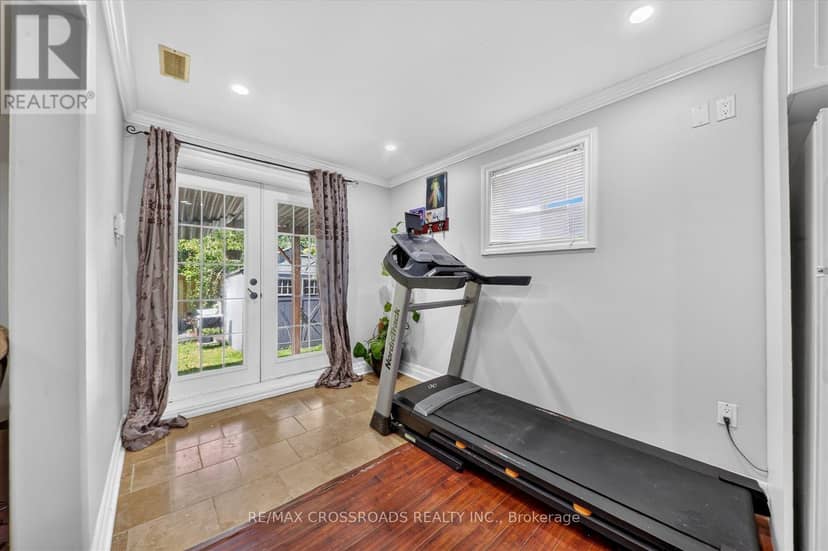1584 Quail Run Drive — photo 35 of 40