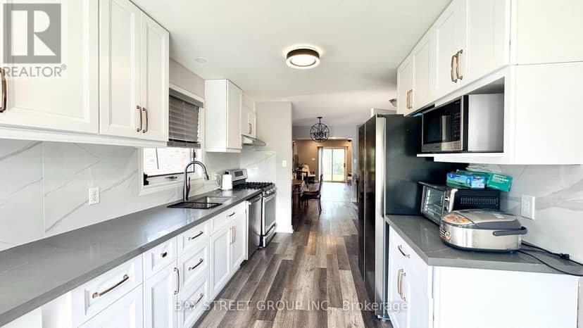 8223 Marcon Street — photo 9 of 40