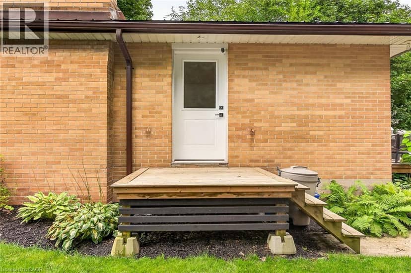 2098 ST. JOHN'S Road W, Simcoe, photo 5
