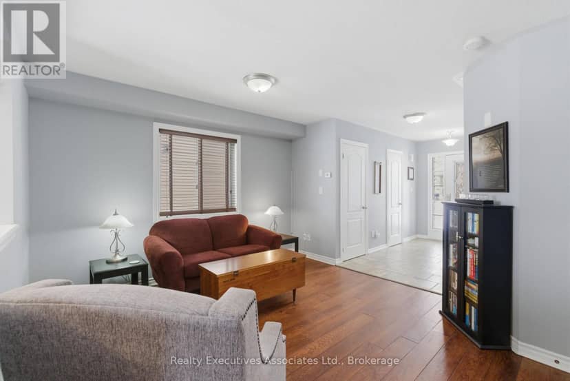 71 Truax Street — photo 5 of 38