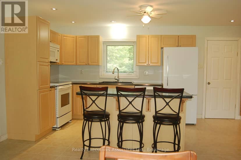 211 Alpine Lake Road, Trent Lakes, photo 6