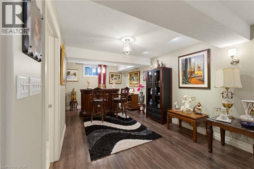123 OAK PARK Drive — photo 35 of 40