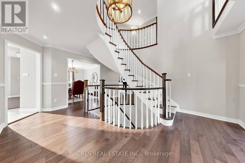 30 Casper Crescent — photo 10 of 40