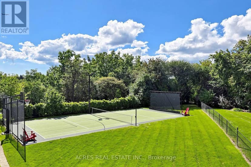 30 Casper Crescent — photo 3 of 40