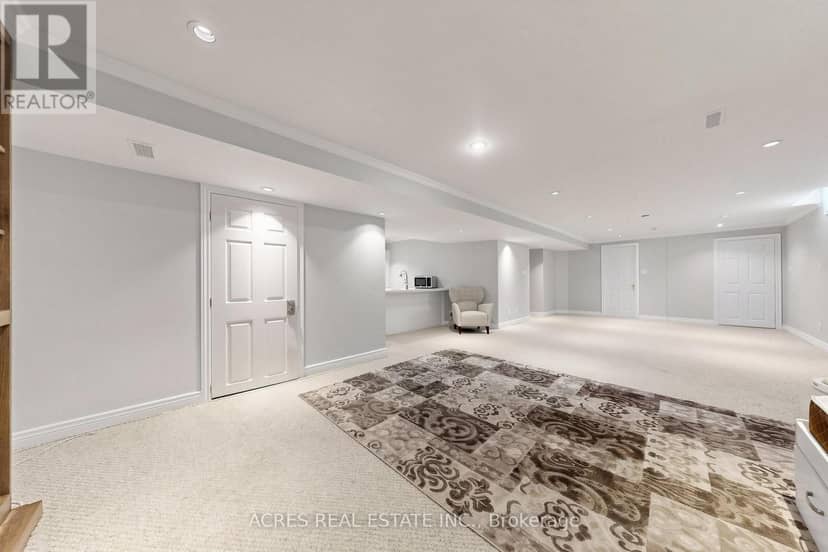 30 Casper Crescent — photo 37 of 40